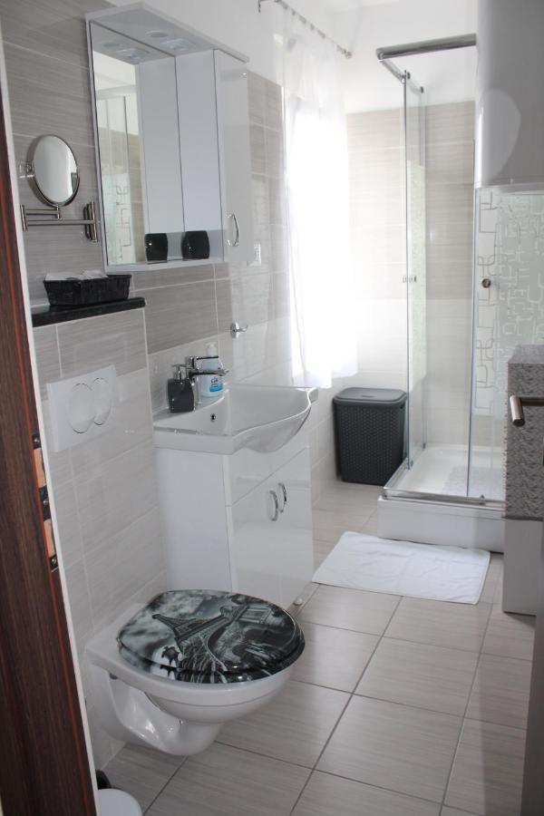Apartman Lovro Rijeka Luaran gambar