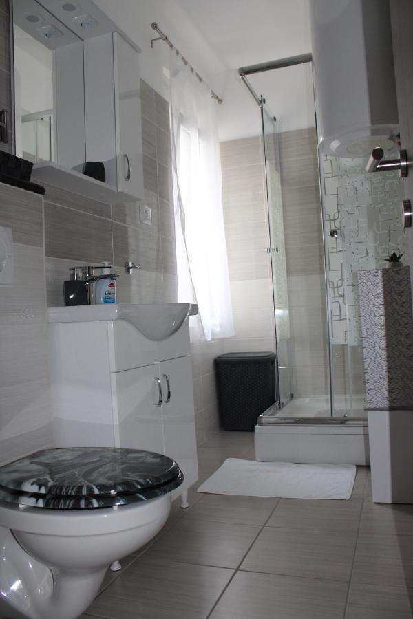 Apartman Lovro Rijeka Luaran gambar